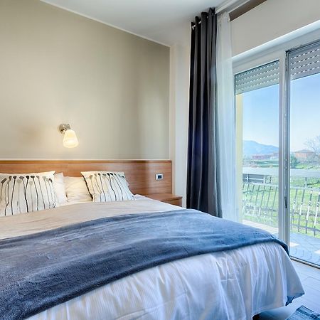 Vignola Rooms Avio Esterno foto