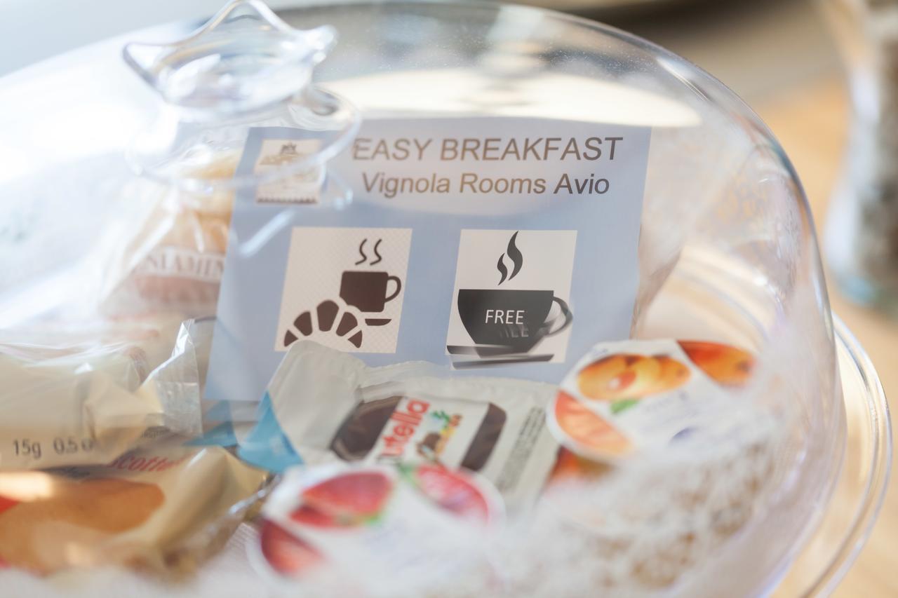 Vignola Rooms Avio Esterno foto