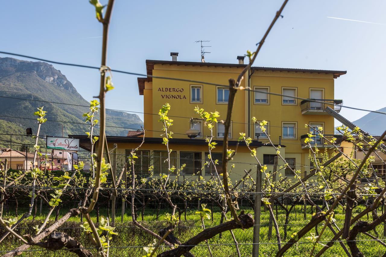 Vignola Rooms Avio Esterno foto